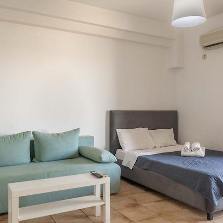 Elia Mini Suites 6 Larissa Exteriér fotografie